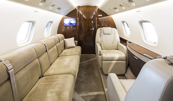 Embraer Legacy 650