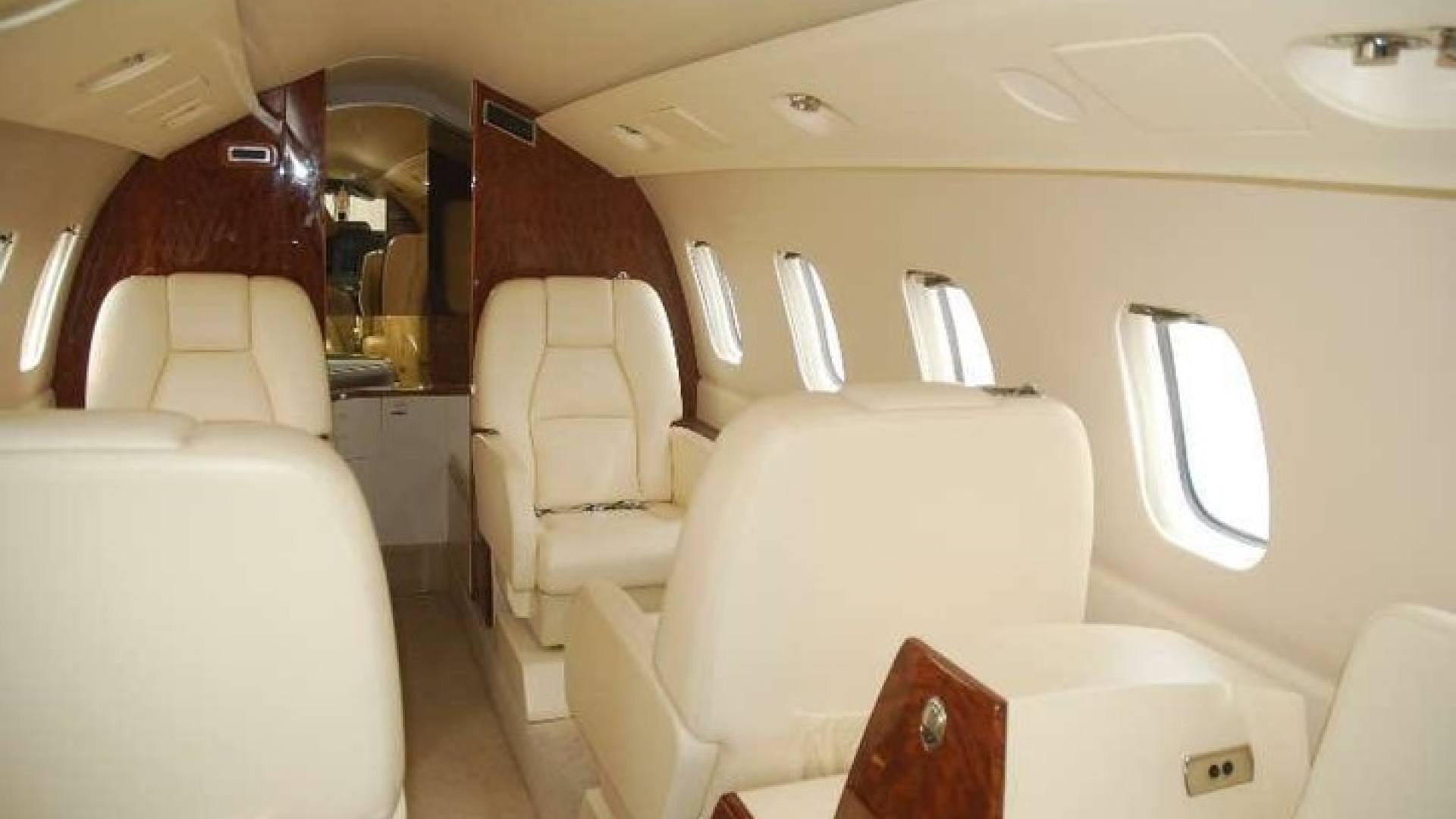 Piaggio-8.png