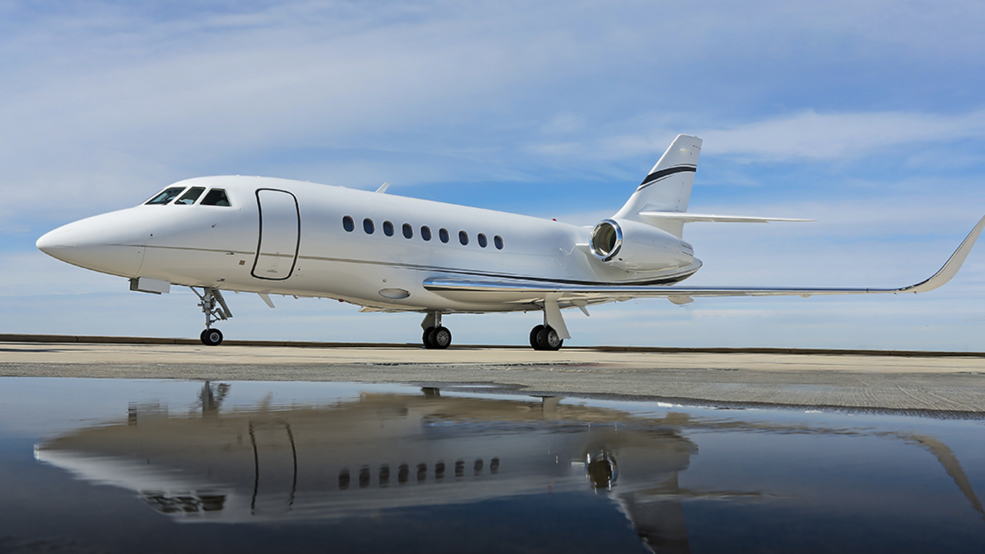 Falcon-2000-1.png