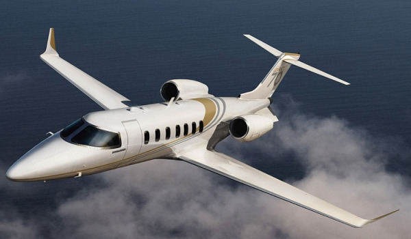 Bombardier Learjet 70