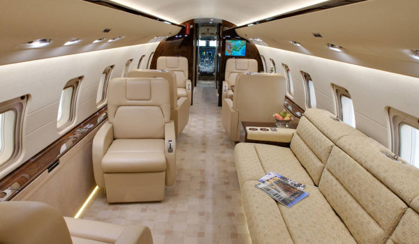 Bombardier Challenger 800
