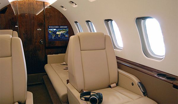 Hawker 800XP